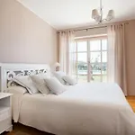 Star Mit Whirlpool By Interhome Feriehus Šajini